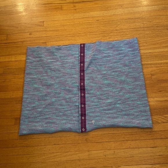 Lululemon Aviva one size scarf purple marled infinity scarf wrap one size - Picture 4 of 10
